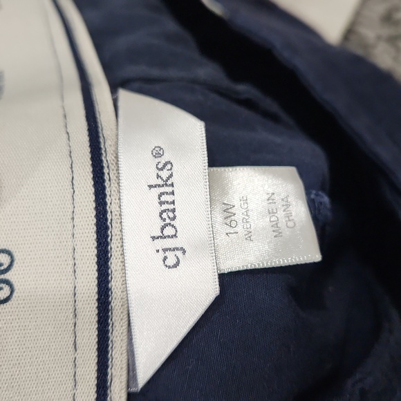 Christopher‎ and Banks shorts - Picture 3 of 4